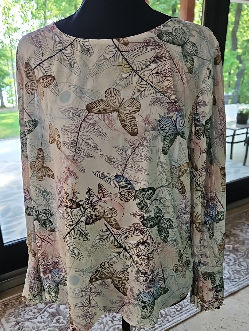 Keren Hart Sheer Butterfly Print Blouse in Pastel Greens and Browns.Size L